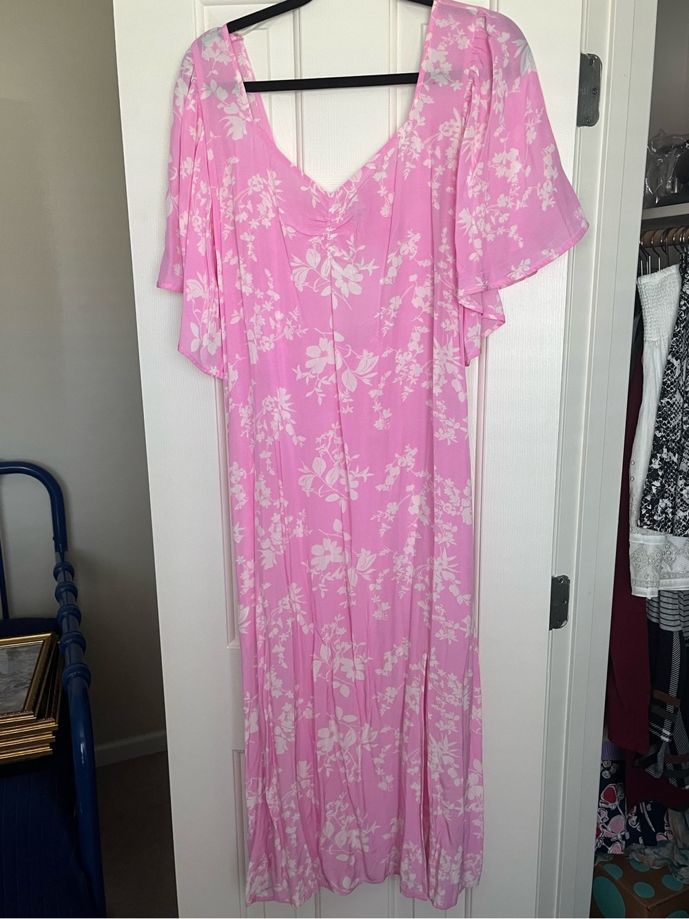 a new day Pink Floral V-Neck Midi Dress with Flutter Sleeves
